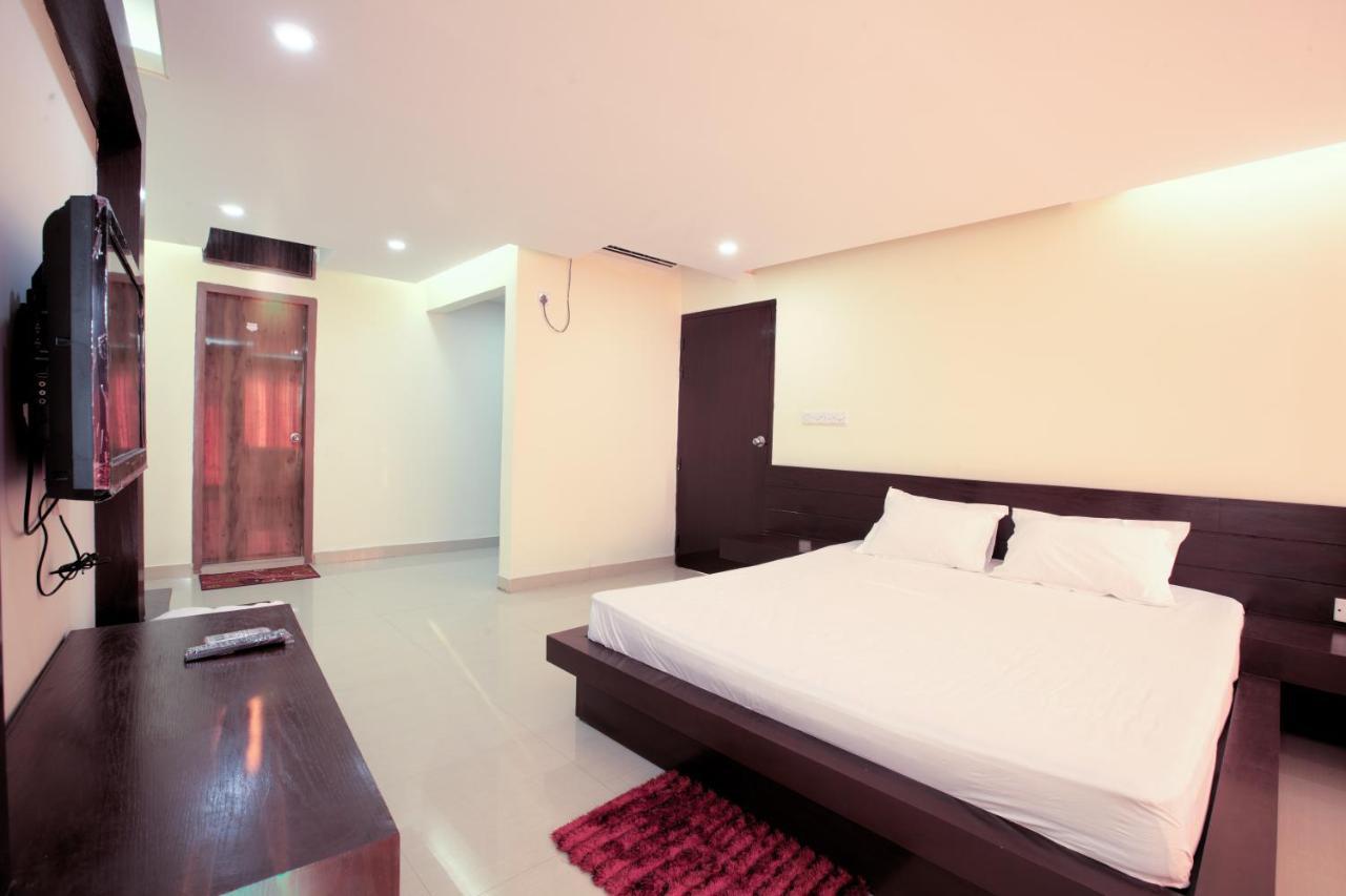 Hotel Orchid Blue Inani Bagian luar foto