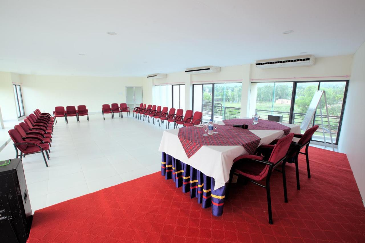 Hotel Orchid Blue Inani Bagian luar foto
